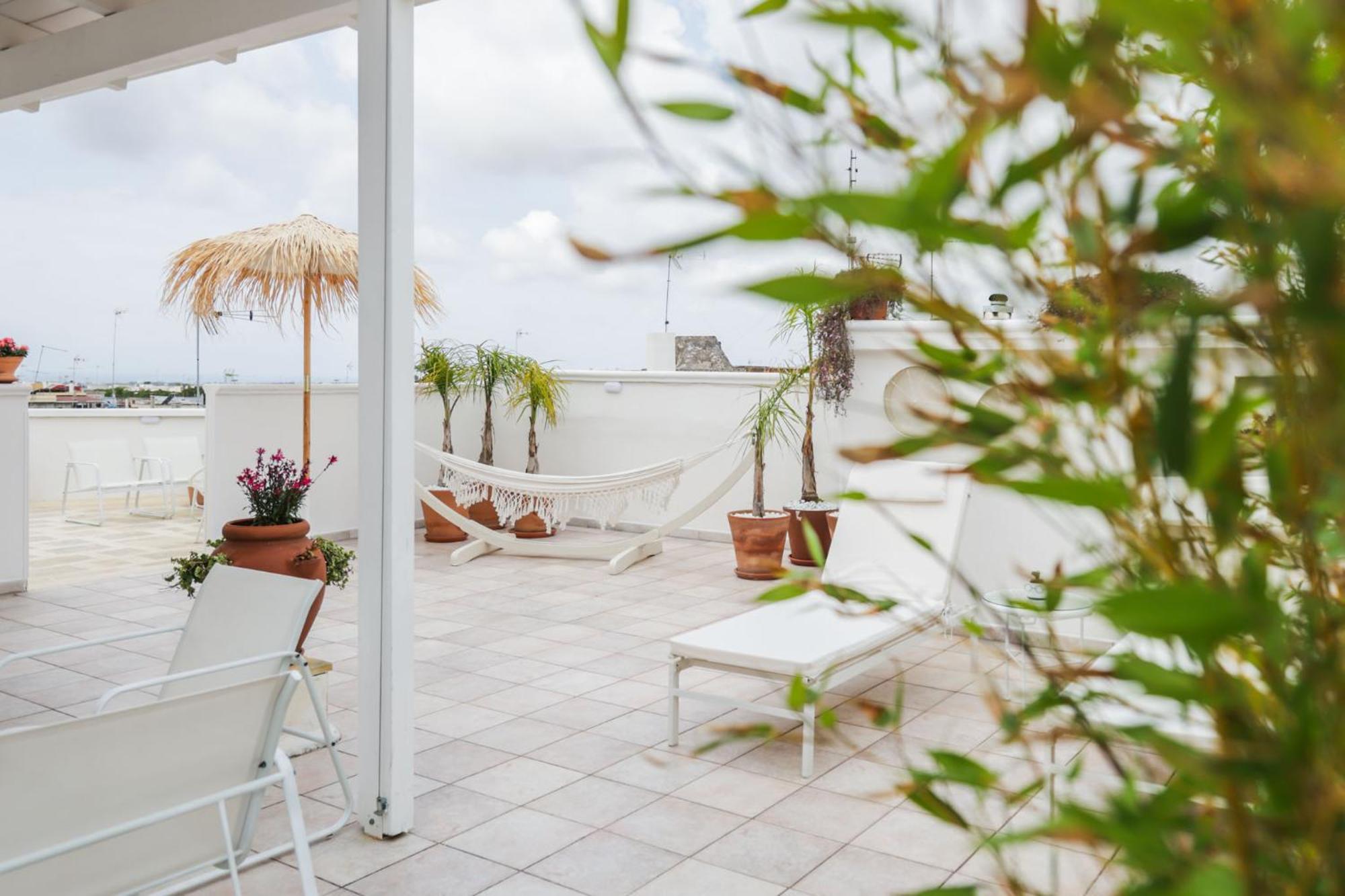 Sea Suites 乌真托 外观 照片